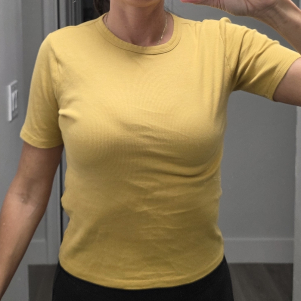 Zara Mustard Ribbed Tee NWOT - Picture 2 of 7